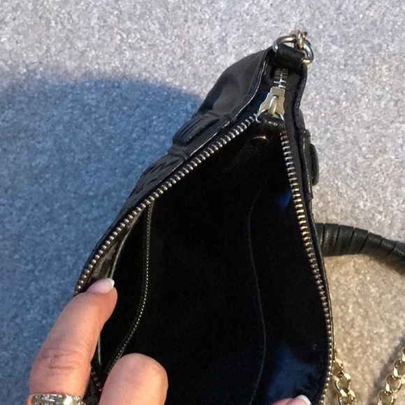 Bebe crossbody - Picture 3 of 4